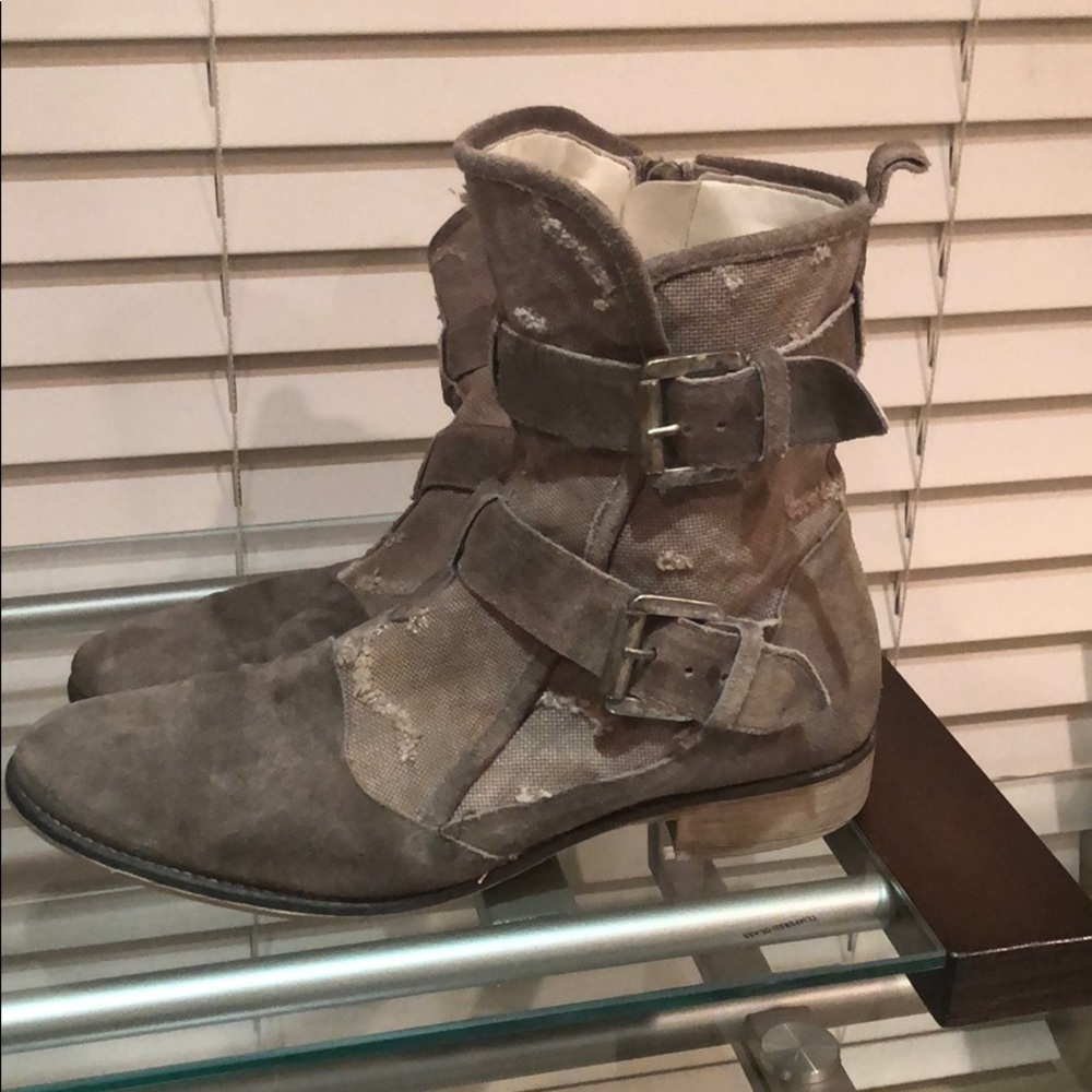 Boutique 9 Soft Combat Boots- size 7
